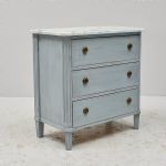 1526 4261 CHEST OF DRAWERS